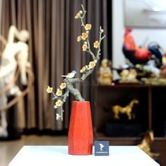 Bình Hoa Trang Trí - Cành Mận Nở Hoa Bằng Đồng