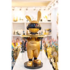 Tượng Mô Hình Trang Trí Hiện Đại Thỏ Phi Hành Gia Bê Khay