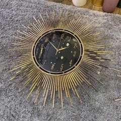 Đồng Hồ Treo Tường Mặt Trời