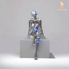 Tượng Mô Hình Trang Trí Không Gian Hiện Đại - Sexy Robot