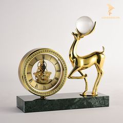 Đồng Hồ Để Bàn - Hươu Pha Lê