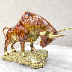 Tượng Đồng Bò Tót Tài Chính Phong Thủy