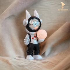 Tượng Đèn Mô Hình Trang Trí Thỏ Phi Hành Gia