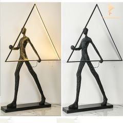 Tượng Đèn Trang Trí - Người Giữ Đèn Tam Giác