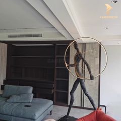 Tượng Đèn Trang Trí - Người Giữ Đèn Tròn