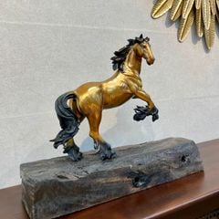 Tượng Ngựa Hí Bằng Đồng - Nhất Mã