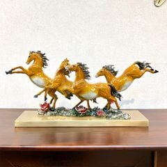 Tượng Tứ Mã Bằng Đồng - Thành Công Vang Dội