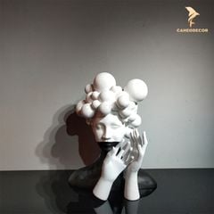 Trang Trí Để Bàn Trừu Tượng - Cô Gái Bong Bóng