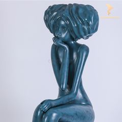 Tượng Mô Hình Trang Trí - Cô Gái Tóc Xù