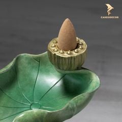 Thác Khói Trầm Hương Lá Sen Bằng Đồng