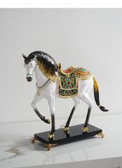 Trang Trí Để Bàn - Chiến Mã Hoàng Gia