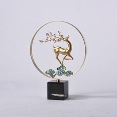 Trang Trí Để Bàn Hươu Trường Thọ Hoa Đào