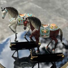 Trang Trí Để Bàn - Chiến Mã Hoàng Gia