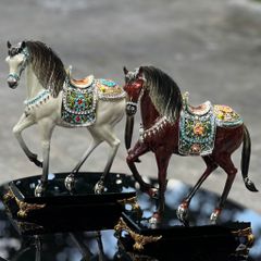 Trang Trí Để Bàn - Chiến Mã Hoàng Gia