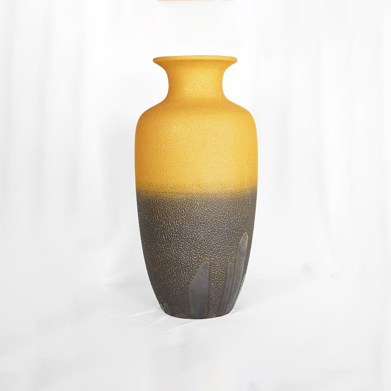  Ceramic Ombre Vase | AUD074 