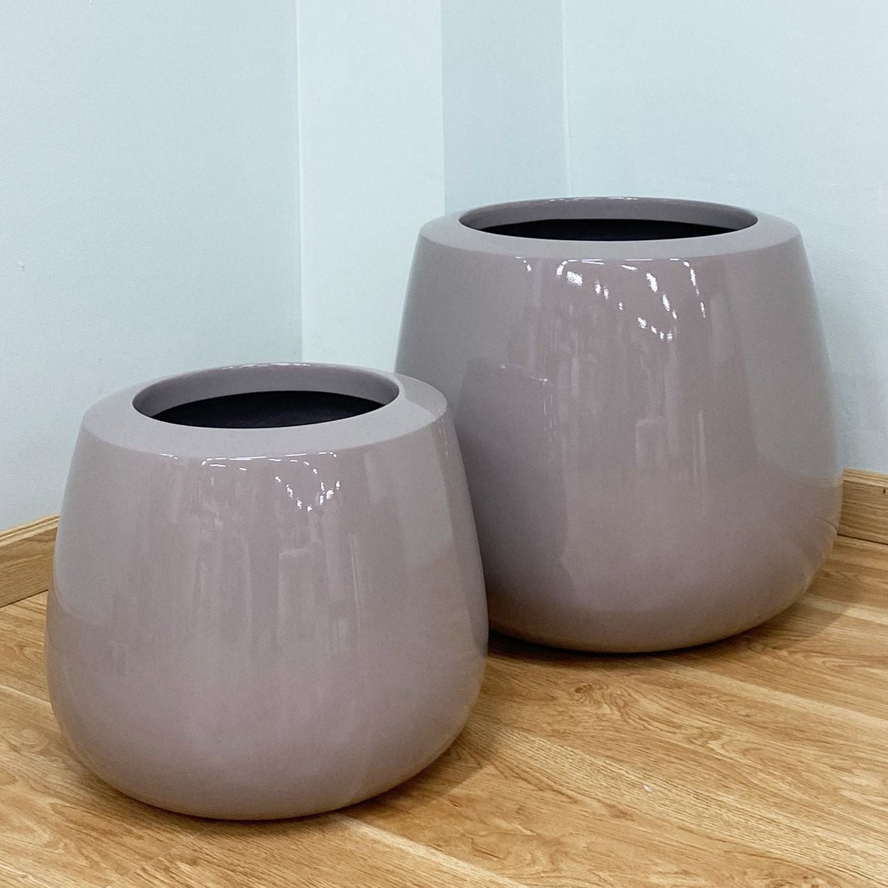  Glossy Grey Round Pots Planter | AUFS013 