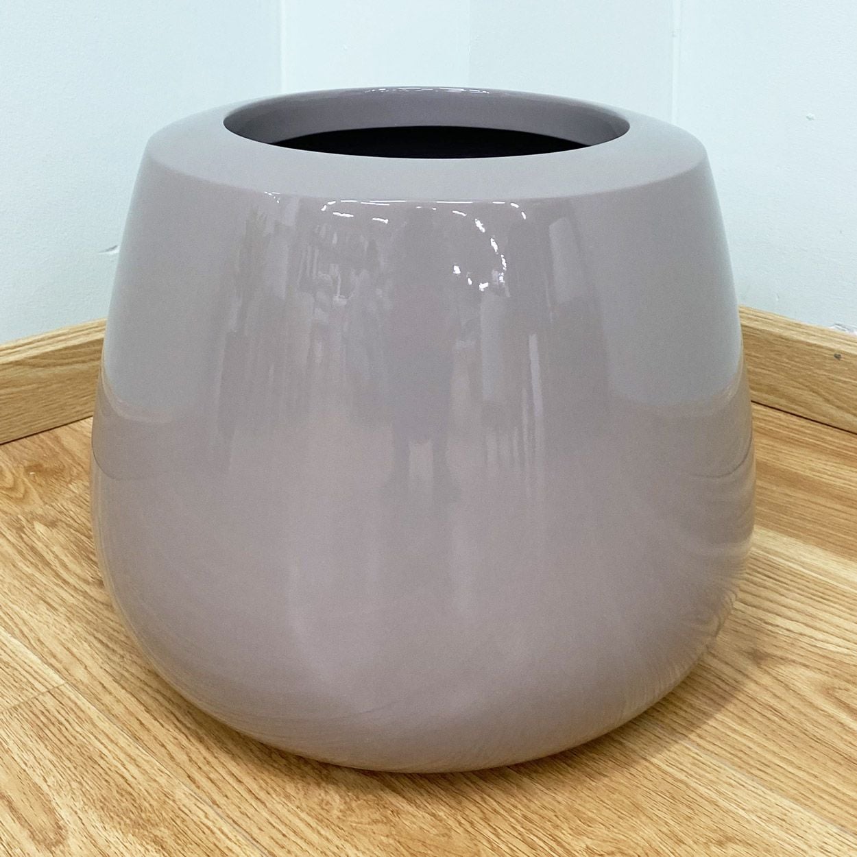  Glossy Grey Round Pots Planter | AUFS013 