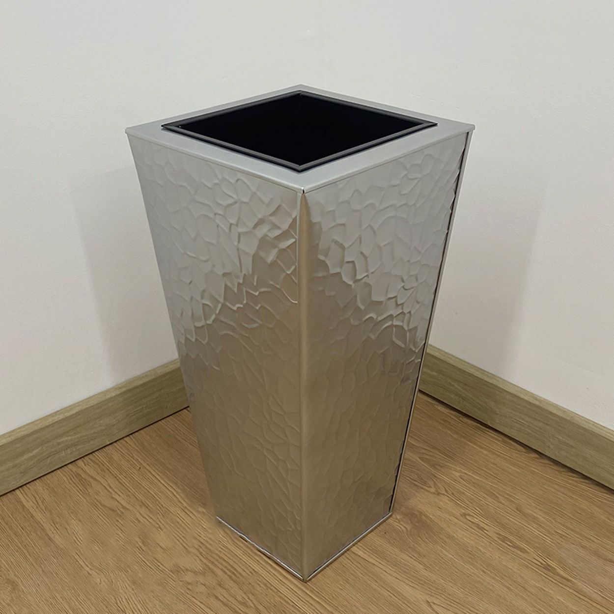  Hammered Silver Rectangular Planter | AUM012 