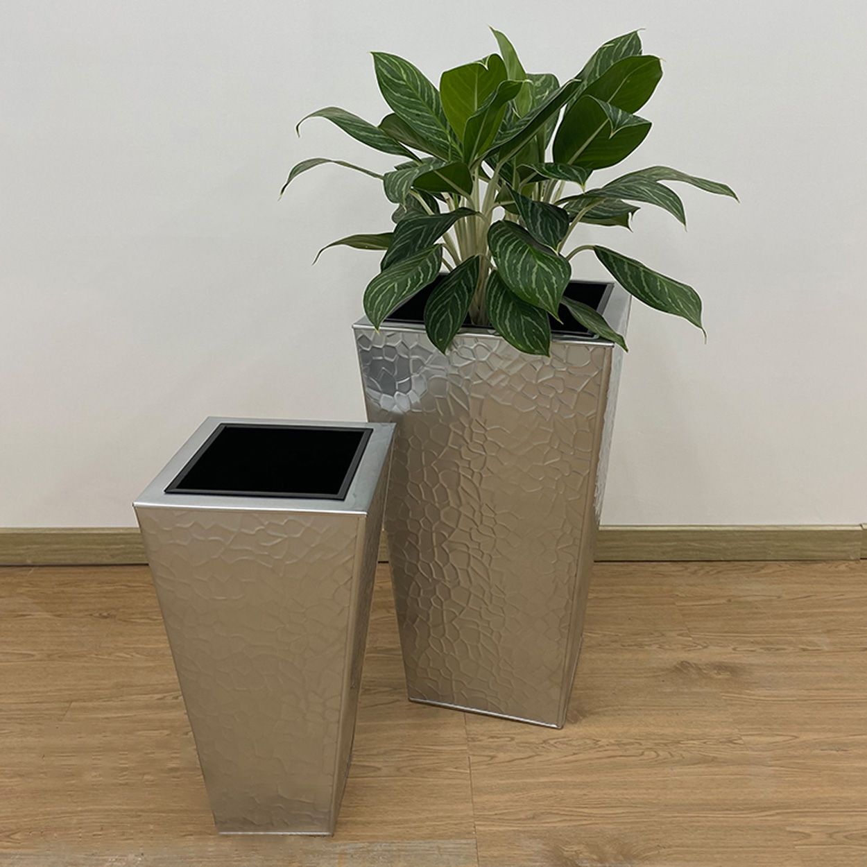  Hammered Silver Rectangular Planter | AUM012 