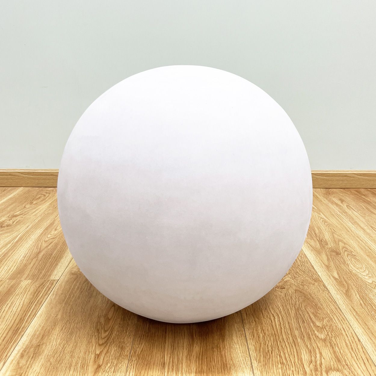  Minimalist Sphere Fiberstone Decor | AUFS123 