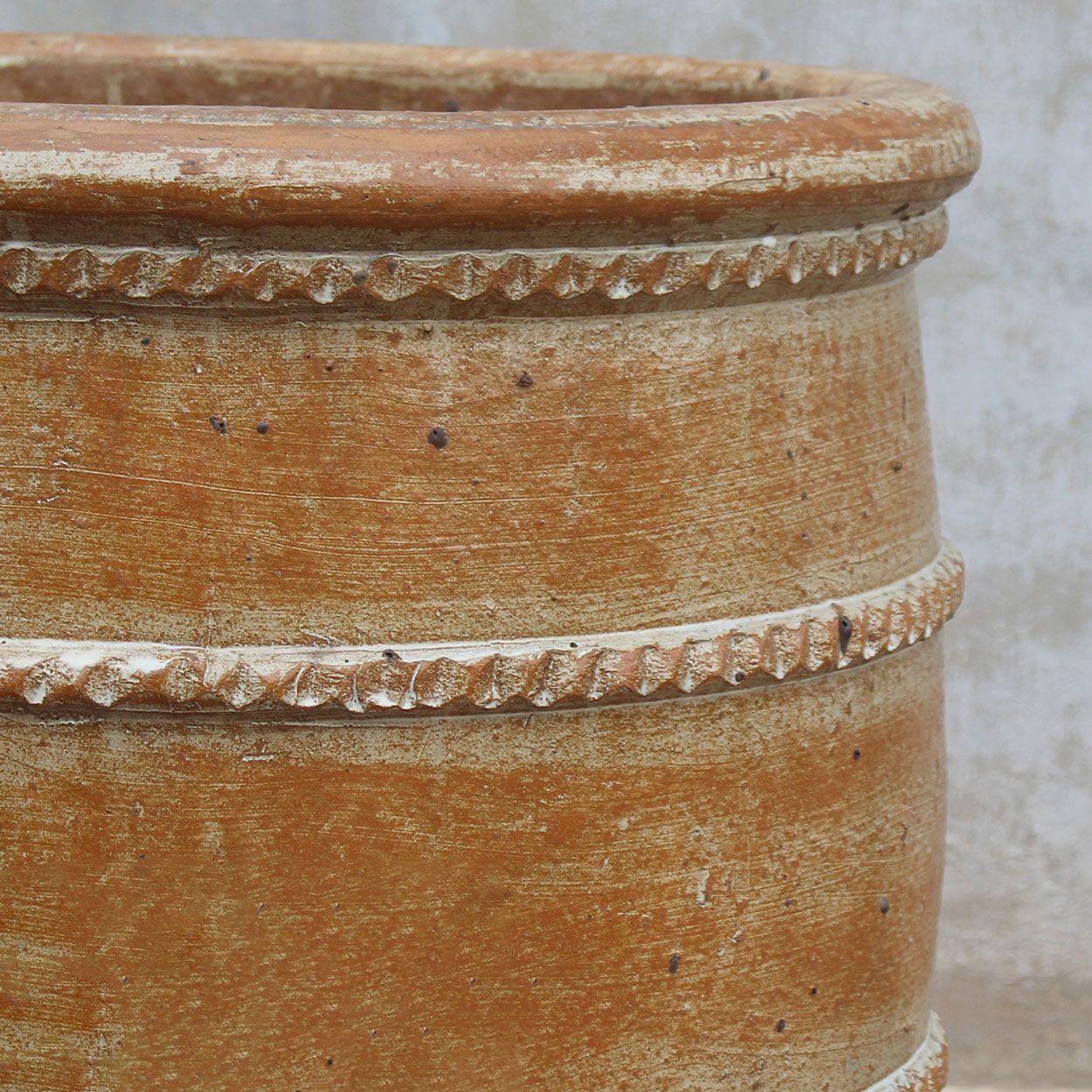  Ribbed Ceramic Planter | AUP030 