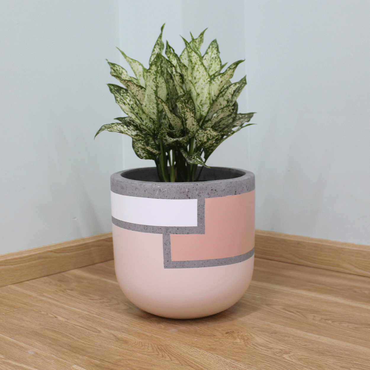  Round Egg Painted Fibercement Planter | AUFC018 