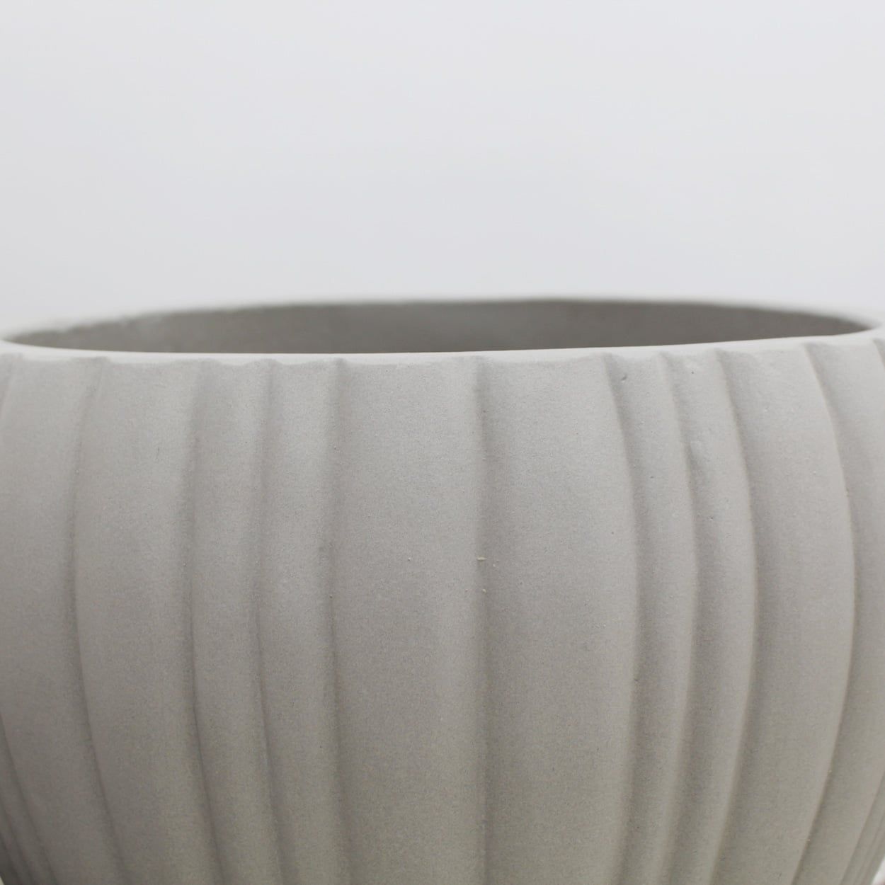  Round Ribbed Fibercement Planter | AUFC006 