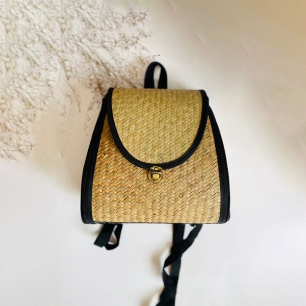 Straw Backpack AUW043