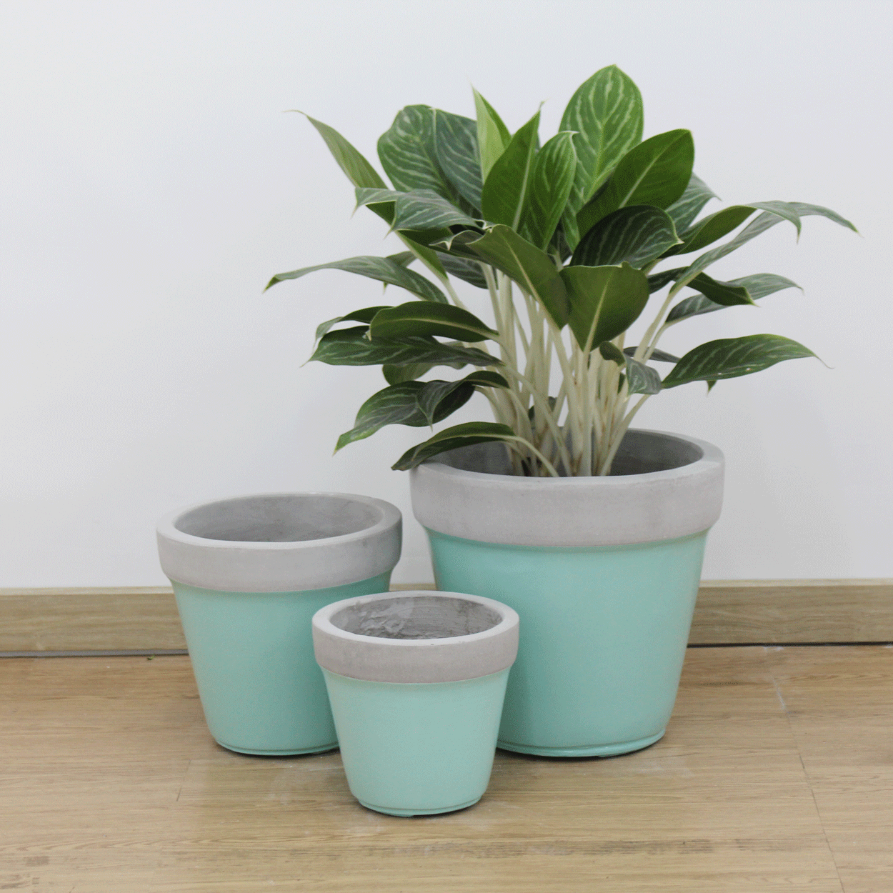  Tapered Lightweight Concrete Planter | AUFC015 