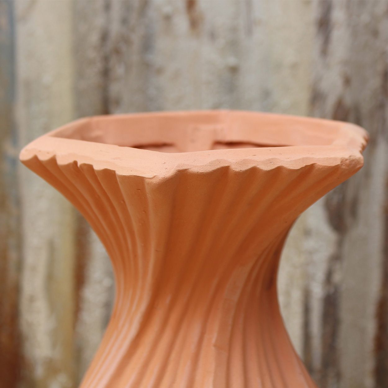  Terracotta Twisted Pattern Vase | AUT084 