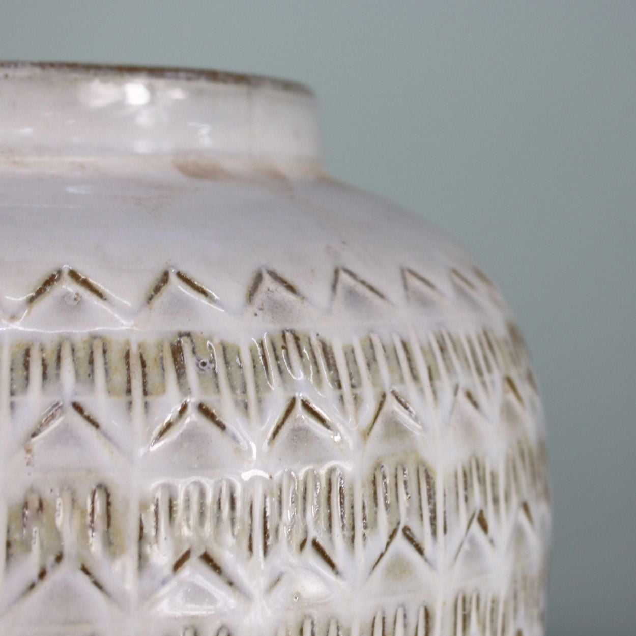  Textured Ceramic Planter | AUD023 