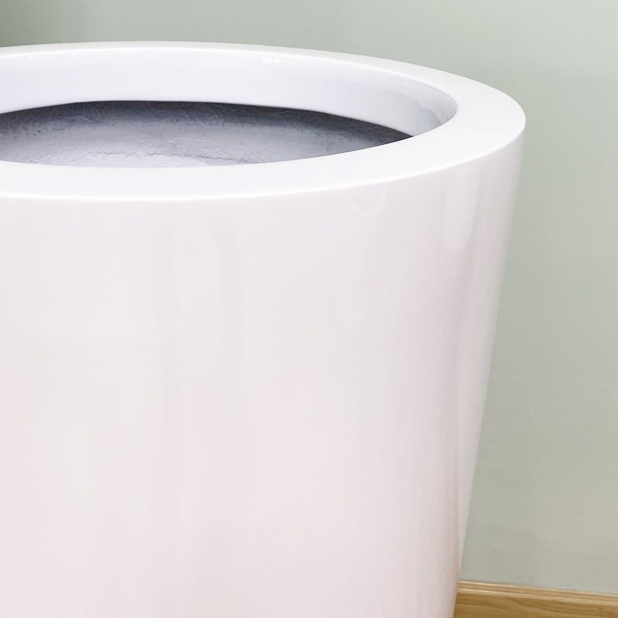  White Round Trapedzoid Pots Planter | AUFS043 