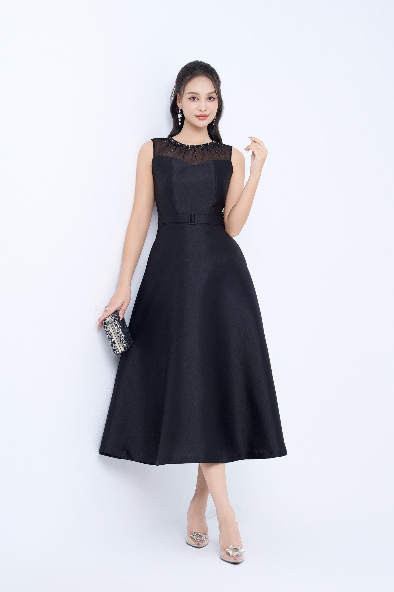 ĐẦM TIỆC CỔ ĐÍNH CƯỜM D08082