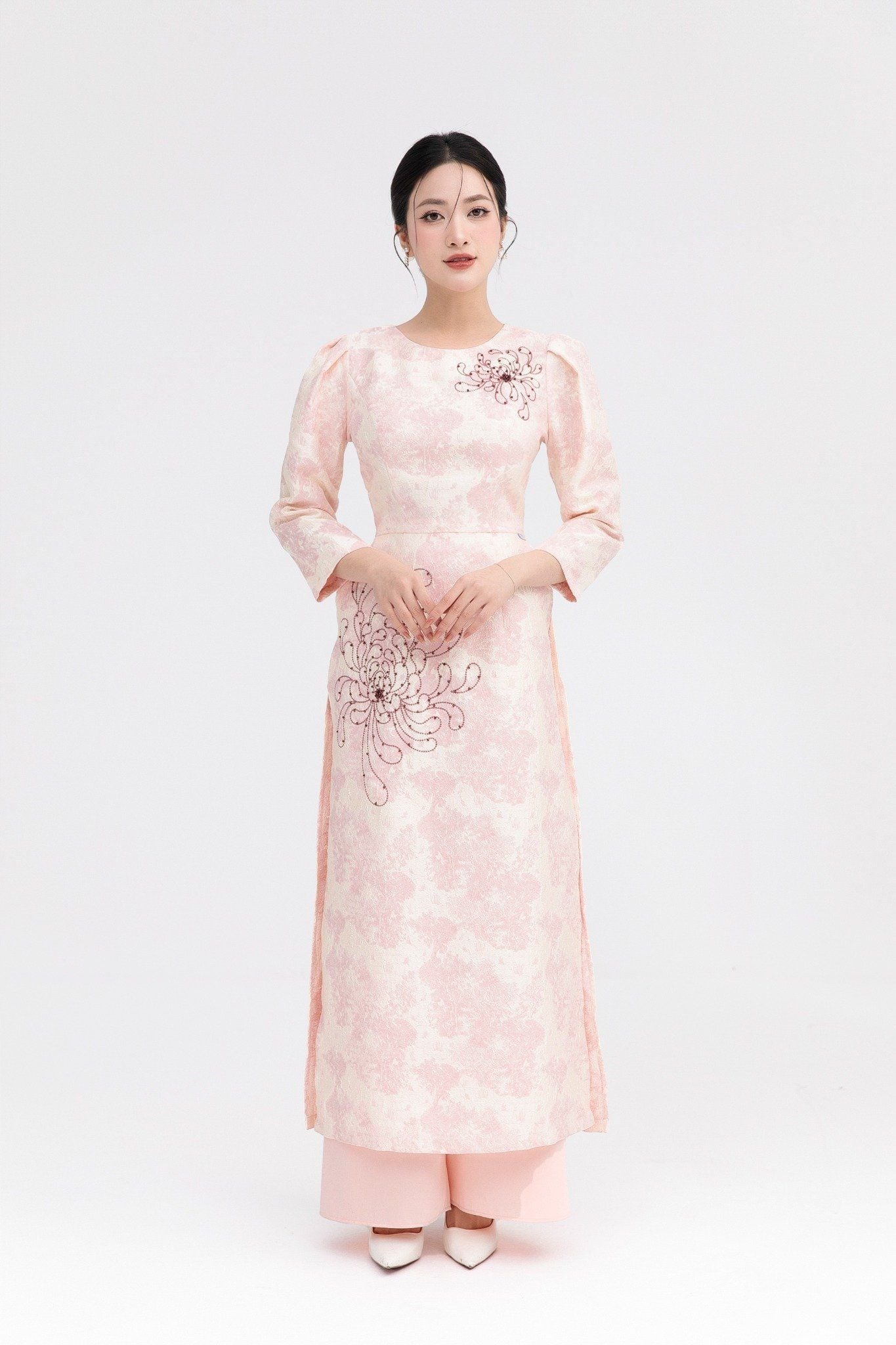 ÁO DÀI GẤM ĐÍNH CƯỜM AD13812