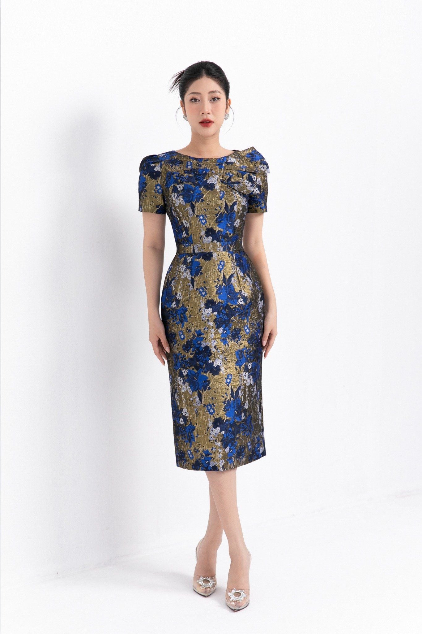 ĐẦM GẤM HOA ÔM D15442