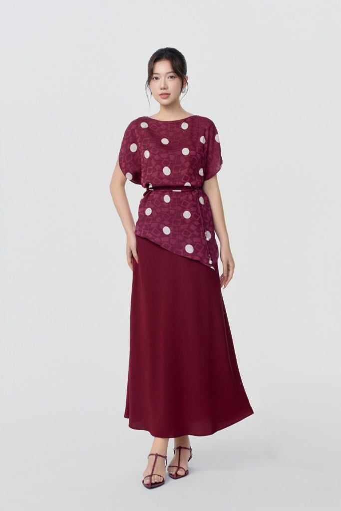 ÁO CHẤM BI KÈM ĐAI SM00642