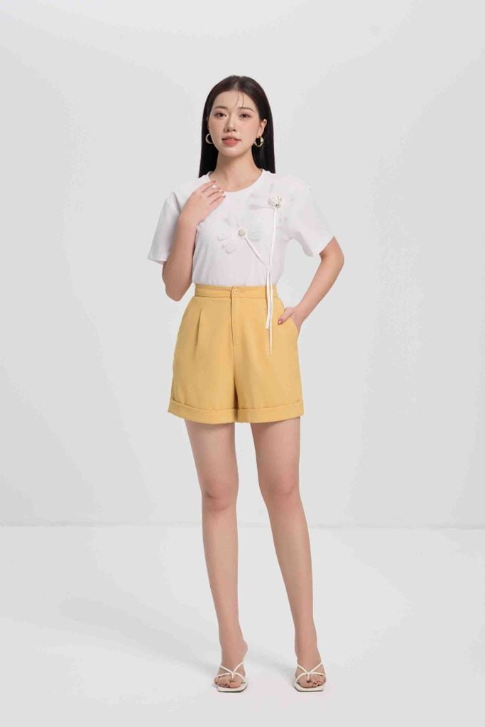 ÁO PHÔNG TRẮNG ĐÍNH HOA NỔI TS60142