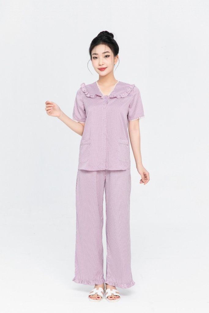 BỘ MẶC NHÀ KẺ GINGHAM HW17472