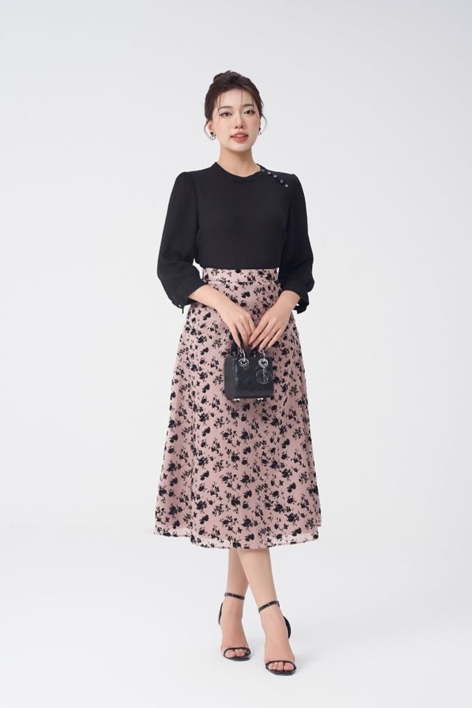 ÁO TAY LỠ ĐÍNH KHUY ĐÁ SM41552