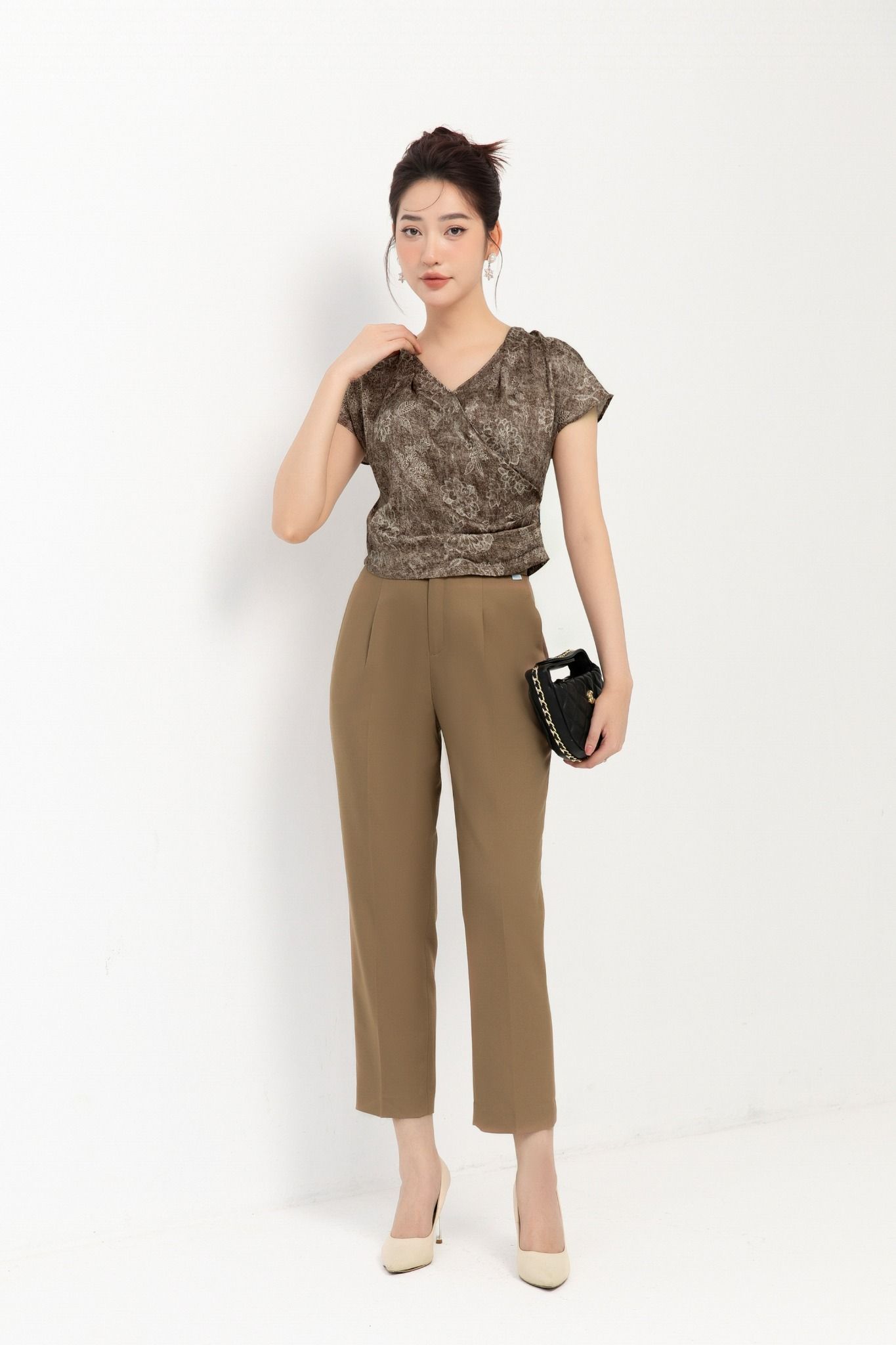 QUẦN ỐNG ĐỨNG Q18182