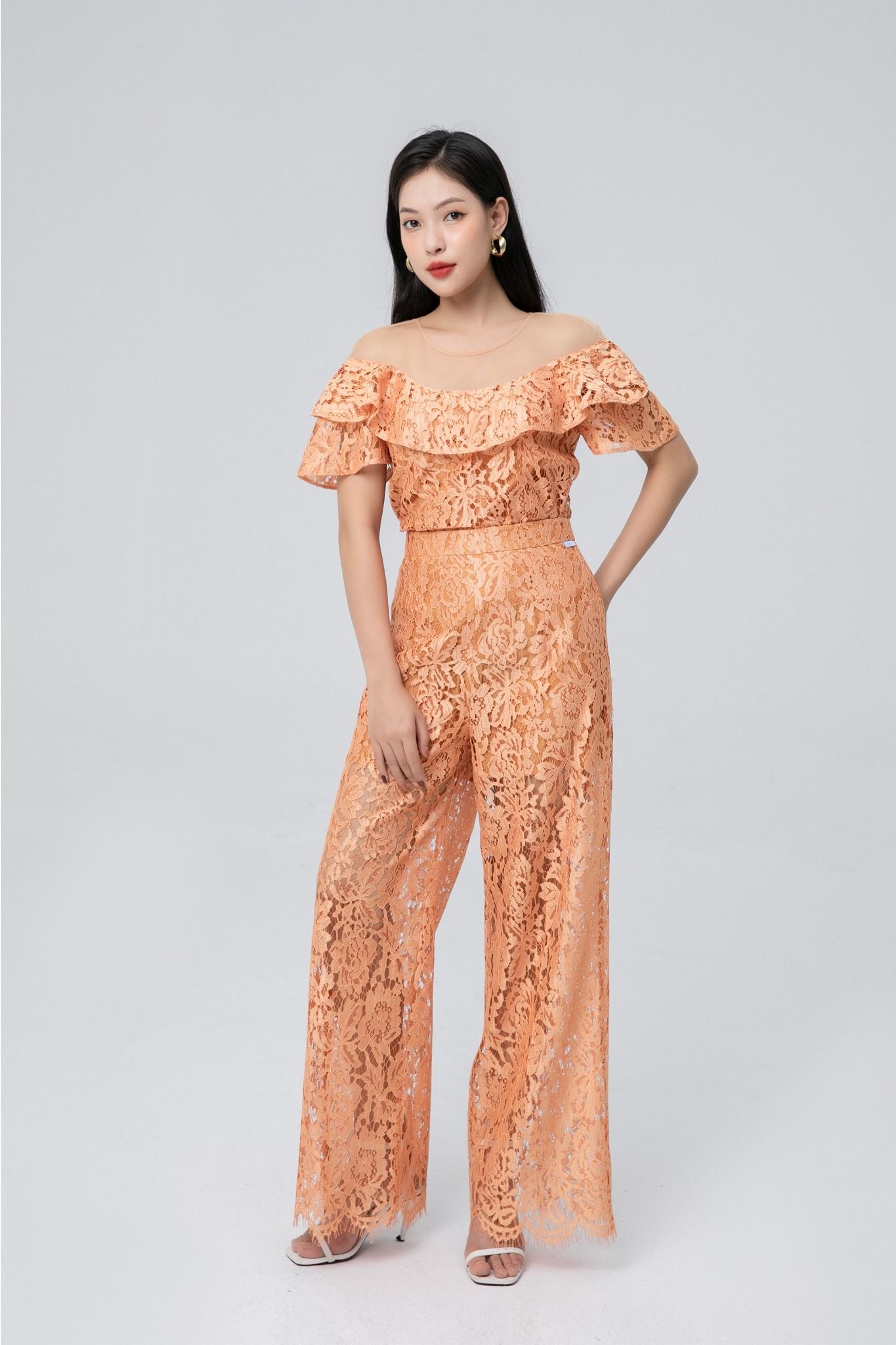 QUẦN SUÔNG REN Q00402