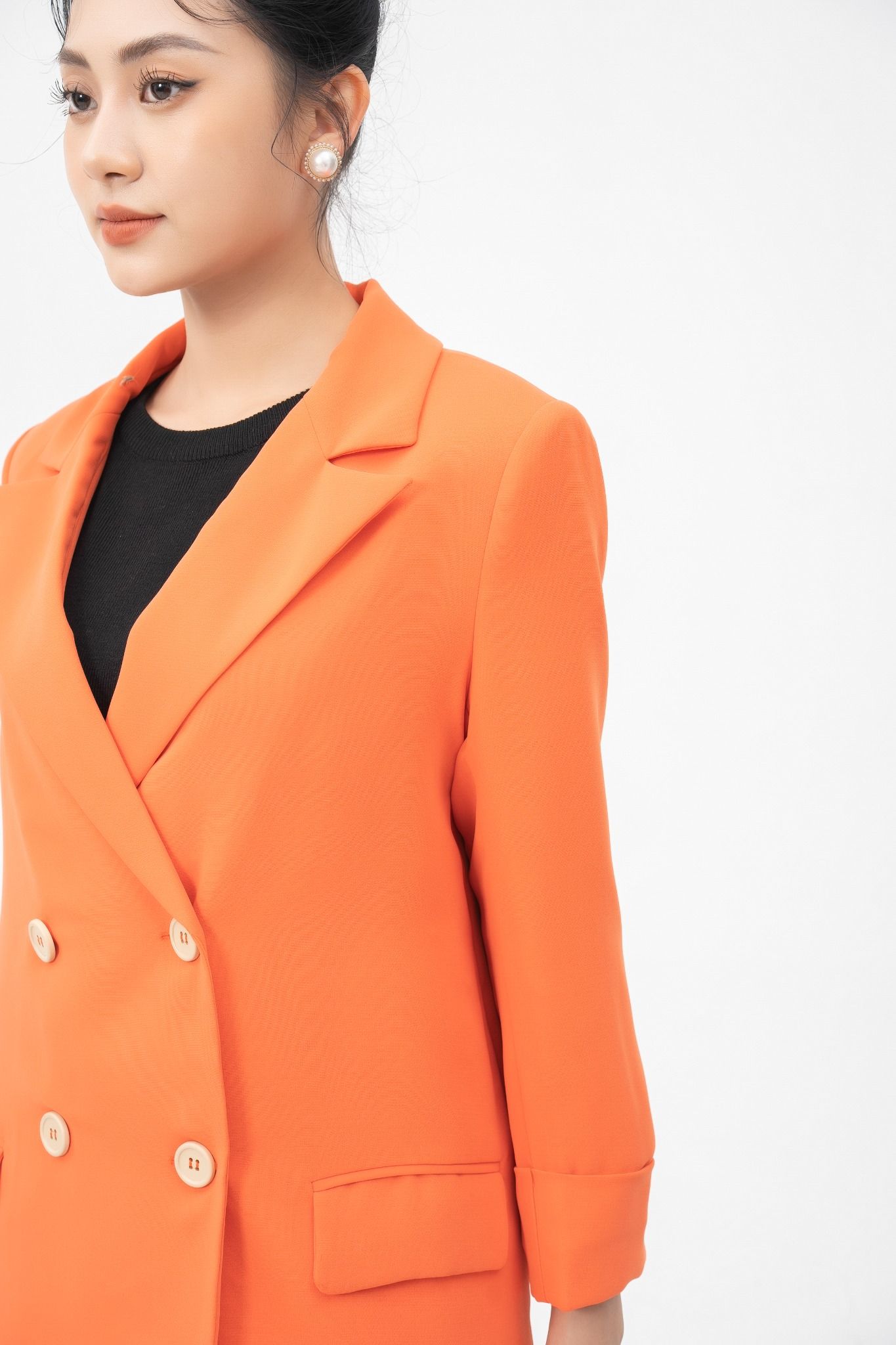 ÁO VEST CARO GHI TRẮNG GIAO KHUY AV392  Mrvest