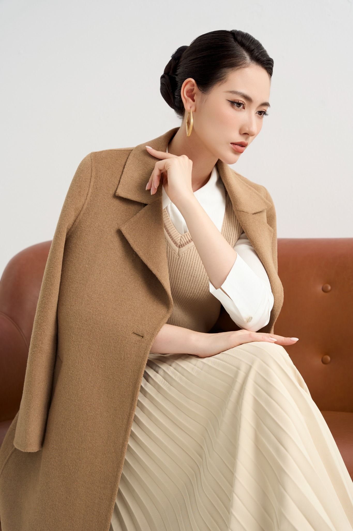 MĂNG TÔ DẠ NÂU AK68082