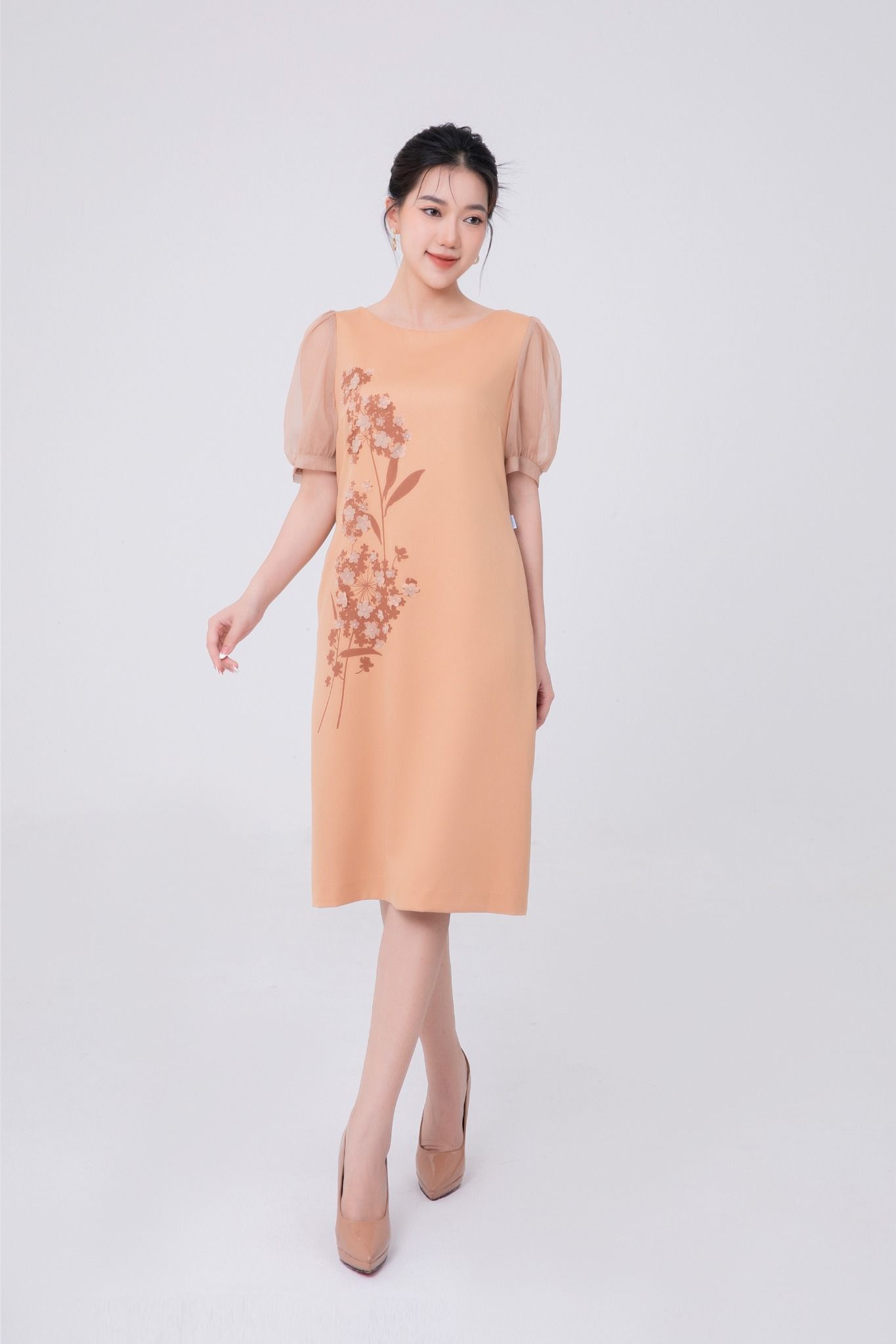 Đầm suông công sở họa tiết tay lỡ KK10832  Thời trang công sở KK Fashion