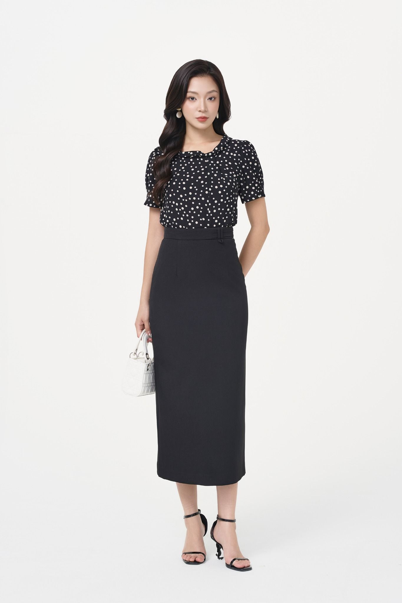 CHÂN VÁY BÚT CHÌ Z01682