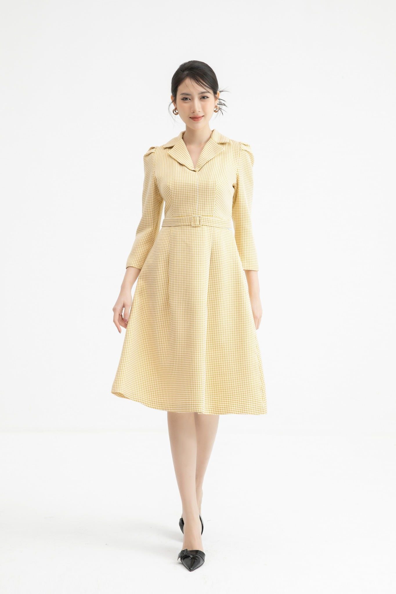 ĐẦM CỔ VEST D16802