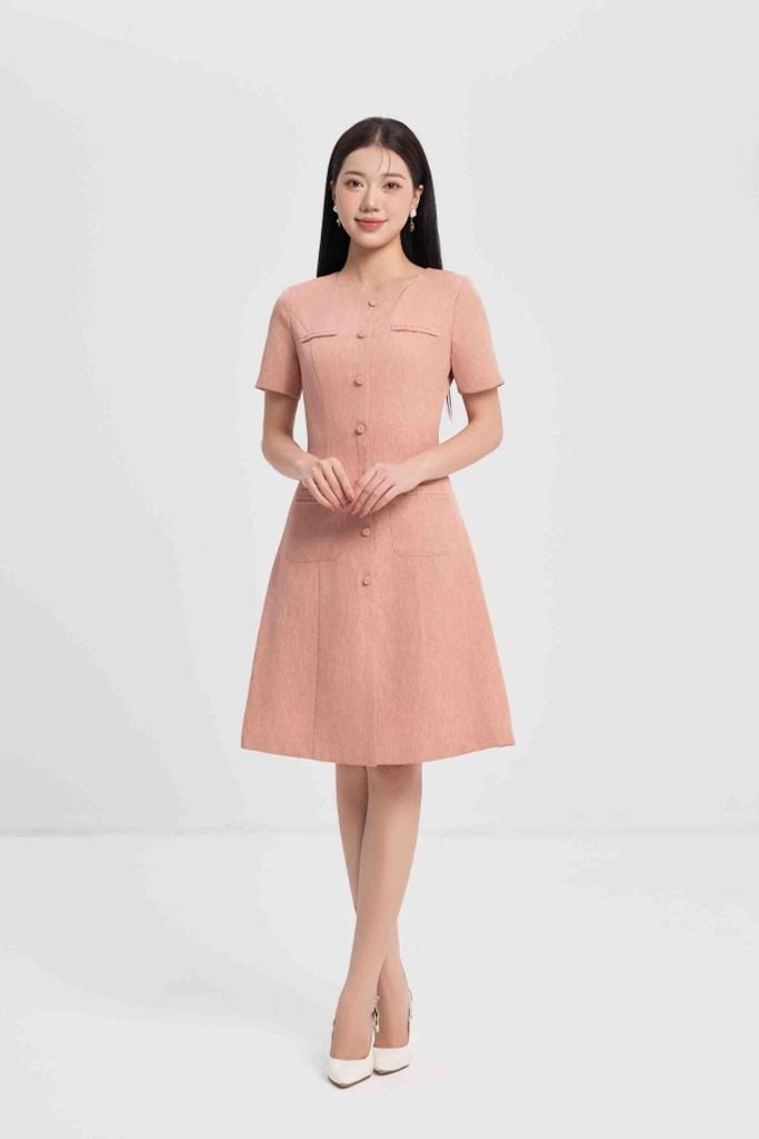 ĐẦM HỒNG ĐÍNH KHUY BỌC D42952