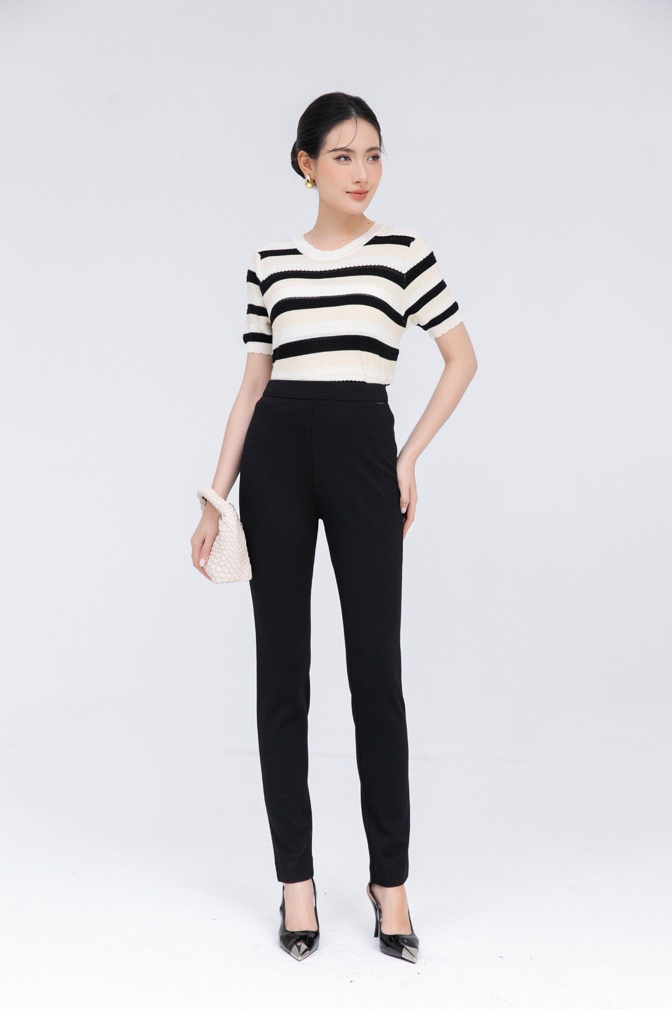 QUẦN LEGGING ĐEN Q13082