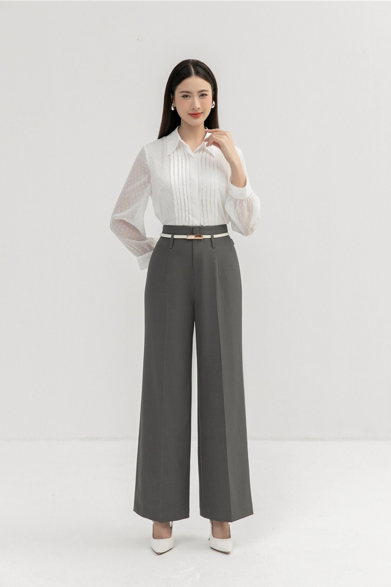 SƠ MI TRẮNG CỔ BẺ SM16972