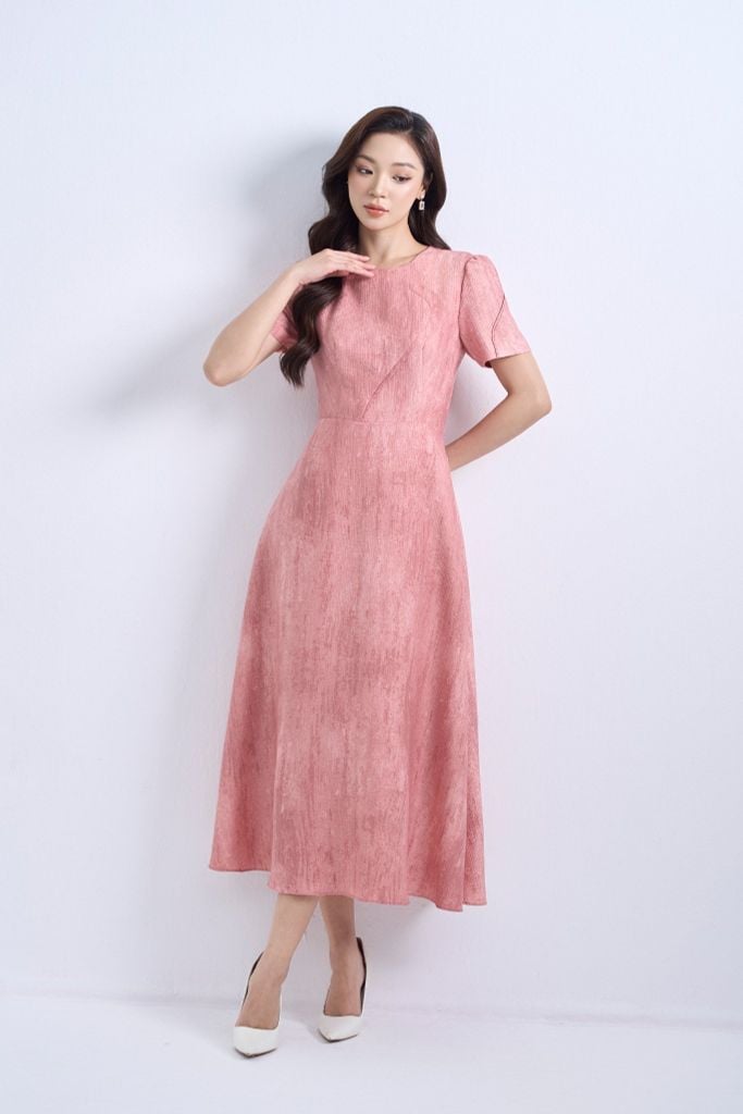 ĐẦM HỒNG THIẾT KẾ D16112